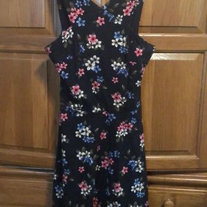 Floral criss cross neck dress